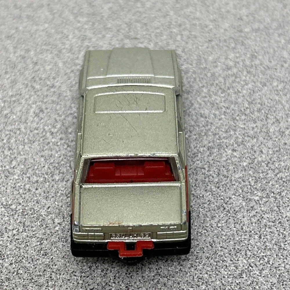 Vintage Majorette 230 Volvo 760 GLE silver. Made in France. Metal‎ 1/61 No. 230